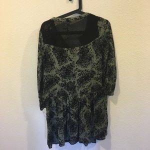 Hinge Dresses - NWT Hinge button front floral dress Hinge Dresses - NWT Hinge button front floral dress